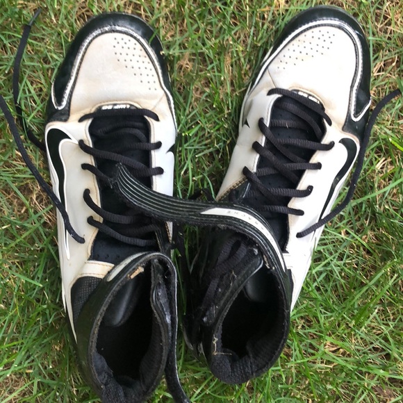 Nike Hurricane Cleats - Picture 3 of 4